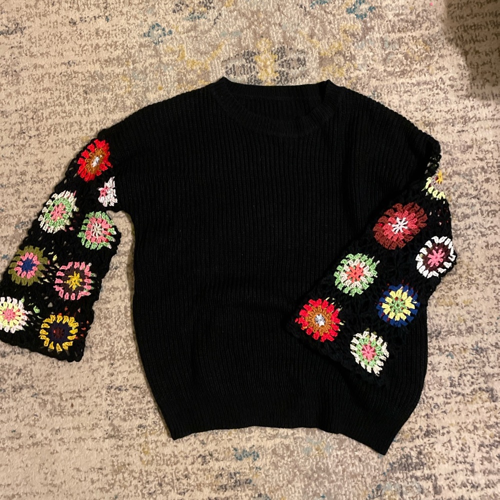 Crochet wide Sleeve sweater